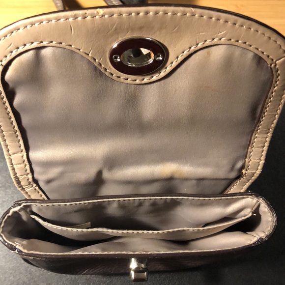 Coach Park Mini Hand Bag Leather Crossbody Bronze Turnlock Flap Closure - Picture 2 of 2